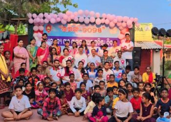 ଦି ବେଲ ପକ୍ଷରୁ ଉମଙ୍ଗ କାର୍ଯ୍ୟକ୍ରମ : ବସ୍ତି ପିଲାଙ୍କ ପାଇଁ ଏକ ନିଆରା ପ୍ରୟାସ