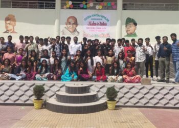 ଓଡ଼ିଶା ଆଦର୍ଶ ବିଦ୍ୟାଳୟ ରାମନାଗୁଡ଼ାର ଦଶମ ଓ ଦ୍ଵାଦଶ ଶ୍ରେଣୀର ଛାତ୍ର ଛାତ୍ରୀଙ୍କୁ ବିଦାୟ କାଳୀନ ସମ୍ବର୍ଦ୍ଧନା: ପୁରୁଣା ସ୍ମୃତି ଏବଂ ନୂତନ ଆରମ୍ଭର ଏକ ଅଭୁଲା ଦିନ