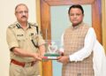 ମୁଖ୍ୟମନ୍ତ୍ରୀଙ୍କ ନିଷ୍ପତ୍ତି : ପୋଲିସ କର୍ମାଚାରୀଙ୍କ ପୋଷାକ ଭତ୍ତା ଦ୍ବିଗୁଣିତ,କନେଷ୍ଟବଳ,ହାବିଲଦାର ଓ ସିପାହୀ ମାନଙ୍କ “ଏକ୍‌ଷ୍ଟ୍ରା ଡ୍ୟୁଟି ପ୍ରୋତ୍ସାହନ ରାଶି” ରେ ମଧ୍ୟ ବୃଦ୍ଧି