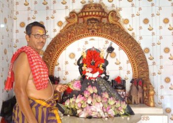 ଫୁଲବାରୀରେ ୨୪ ପ୍ରହର ନାମଯଜ୍ଞ