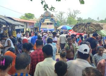 ଶ୍ରୀଲୋକନାଥଙ୍କ ପୀଠରେ ସରନ୍ତି ସୋମବାର ଭକ୍ତଙ୍କ ଗହଳି