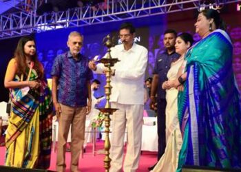 ମହିଳା ଉଦ୍ୟୋଗୀମାନେ ନିର୍ଭୀକ ଭାବେ ସ୍ୱପ୍ନ ଦେଖନ୍ତୁ, ସାହାସର ସହ ନିର୍ମାଣ କରନ୍ତୁ ଏବଂ ଗର୍ବର ସହ ନେତୃତ୍ୱ ନିଅନ୍ତୁ – ରାଜ୍ୟପାଳ