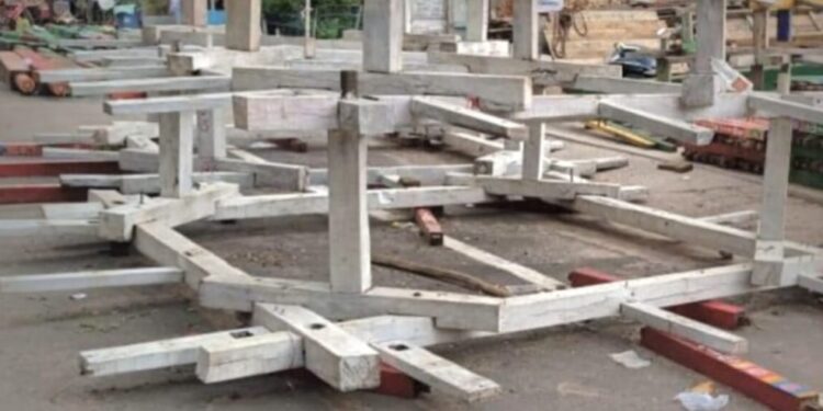 ଦକ୍ଷିଣ ଓଡ଼ିଶାର ଶ୍ରୀକ୍ଷେତ୍ର ପାରଳା ରଥଯାତ୍ରା ପାଇଁ ରଥ ନିର୍ମାଣ କାର୍ଯ୍ୟ ଆରମ୍ଭ