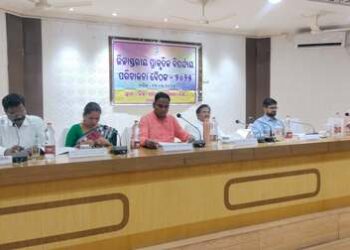 ଜିଲ୍ଲାସ୍ତରୀୟ ପ୍ରାକୃତିକ ବିପର୍ଯ୍ୟୟ ପରିଚାଳନା କମିଟି ବୈଠକ