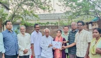 ମେଧାବୀ ଛାତ୍ରୀଙ୍କୁ ସମ୍ବର୍ଦ୍ଧନା ଓ ମେଧାବୃତ୍ତି