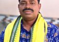 ସାମ୍ବାଦିକଙ୍କୁ ଉଲଗ୍ନ କରି ରାଜ ରାସ୍ତାରେ ବୁଲାଇବା ଧମକ : ମୁଖ୍ଯମନ୍ତ୍ରୀଙ୍କ ଦ୍ବାରସ୍ଥ ହେଲେ ସାମ୍ବାଦିକ