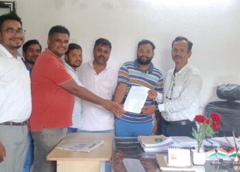 ସାମ୍ବାଦିକ ସୁରକ୍ଷା ଆଇନ୍ ଲାଗୁ କରିବାକୁ ମୁଖ୍ୟମନ୍ତ୍ରୀଙ୍କୁ ଦାବୀପତ୍ର ପ୍ରଦାନ