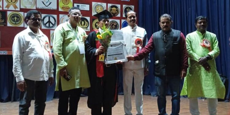 ରାମନାଗୁଡାରେ ଦୁଇ ଜଣ ବ୍ୟକ୍ତିତ୍ୱଙ୍କୁ ମିଳିଛି ଡକ୍ଟରେଟ୍ ଉପାଧି