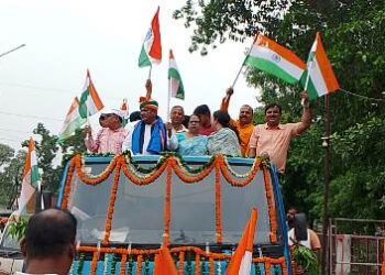 ଆତଙ୍କବାଦ ବିରୁଦ୍ଧରେ ଦେଶର ପ୍ରତିବଦ୍ଧତାକୁ ତ୍ରିରଙ୍ଗା ବାଇକ ଶୋଭାଯାତ୍ରା ଜରିଆରେ ପ୍ରଦର୍ଶନ