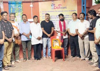 ଫଟୋ ସାମ୍ବାଦିକ ବୀରୁ ସାହୁଙ୍କ ବିୟୋଗ ରେ ଶ୍ରଦ୍ଧାଞ୍ଜଳି ସଭା