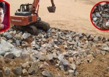 ଠିକାଦାର ଓ ଯନ୍ତ୍ରୀଙ୍କ ମଧୁ ଚନ୍ଦ୍ରିକା ରେ ଚାଲିଛି – ନିମ୍ନ ମାନର ପଥରରେ ଚାଲିଛି ପଥର ପ୍ୟକିଂ କାର୍ଯ୍ୟ 