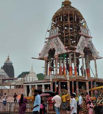 ତିନିରଥ ର ମୁଣ୍ଡଣି ବତା ଫିଟିଙ୍ଗ ଶେଷ