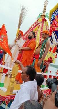 ଶ୍ରୀ ଜଗନ୍ନାଥଙ୍କ ଗୁପ୍ତ ରହଣୀ ସ୍ଥଳ ଚିଲିକା ମଧ୍ୟସ୍ଥ କାଙ୍କଣକୁଦ ରେ ପ୍ରଭୁଙ୍କର ନବଦିନ ଘୋଷଯାତ୍ରା ଆଜି ପବିତ୍ର ଶ୍ରୀଗୁଣ୍ଡିଚା ଉତ୍ସବ ମଧ୍ୟରେ ଆରମ୍ଭ ହୋଇଛି