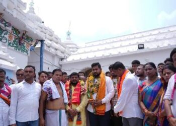 ଉଚ୍ଚଶିକ୍ଷା ମନ୍ତ୍ରୀଙ୍କ କେନ୍ଦ୍ରାପଡ଼ା ଗସ୍ତ : ବିଭିନ୍ନ ଉନ୍ନୟନ ମୂଳକ ଯୋଜନାର ସମୀକ୍ଷା