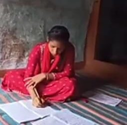 ଦିନ ମଜୁରୀଆଙ୍କ ଝିଅ ଯୁକ୍ତ ଦୁଇ କଳାରେ ମୋହନା ବ୍ଳକ ଟପ୍ପର