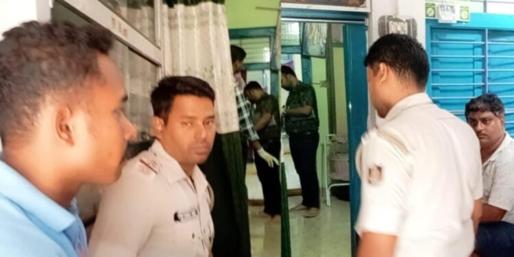 ପାରଳାଖେମୁଣ୍ଡି ରୁ ବିବାହ କାର୍ଯ୍ୟରେ ଯୋଗଦେବା ପାଇଁ ମହାରାଷ୍ଟ୍ର ଯାଇଥିବା ସୁନା ବ୍ୟବସାୟୀଙ୍କ ଆରୋଗ୍ୟ ସାହି ସ୍ଥିତ ଘରୁ ଚୋରି