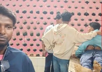 ଭୋଜି ଖାଇବାକୁ ଯାଇଥିଲେ, ଫେରିବା ବାଟରେ ବାଇକ୍‌ ସହ ମୁହାଁମୁହିଁ  : ଚାଲିଗଲା ସ୍ବାମୀଙ୍କ ଜୀବନ, ସ୍ତ୍ରୀ ଗୁରୁତର