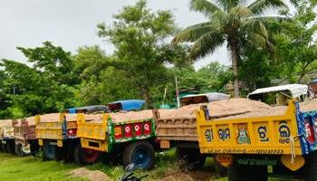 ଶିକିରି ନିକଟ ଋଷିକୁଲ୍ୟା ନଦୀରୁ ବେଧଡକ ବାଲି ଚୋରା ଚାଲାଣ : ୭ ଟ୍ରାକ୍ଟର ଜବତ