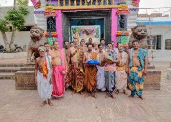 ଦୈତାପତି ସେବକ ମାନଙ୍କର ରାଜ ପ୍ରାସାଦ ବିଜେ