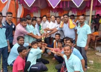 ମା ବାଗଦେବୀ କ୍ରିକେଟ୍ ଟିମ୍ ଖାଲମଡ଼ା ଚାମ୍ପିଅନ