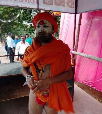 ବାବା ବେଶରେ ଲିପ୍ଟ ମାଗି ଲୁଟ ୧ ଅଟକ , ୨ ଫେରାର ,୫ ହଜାର ଜବତ