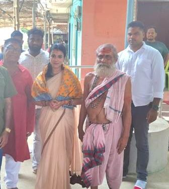 ବୀରନରସିଂହପୁର ମା ଦକ୍ଷିଣକାଳୀଙ୍କୁ ଦର୍ଶନ କଲେ ବ୍ରହ୍ମଗିରି ବିଧାୟିକା