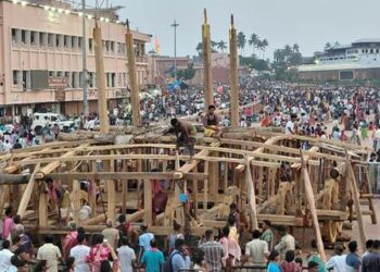 ତିନି ରଥର ମୋଟ ୩୨ ଗୋଟି ଗୟଳ ମଧ୍ୟରୁ ୧୬ ଗୋଟି ପୋଲ ଗୟଳ ତିନିରଥ ରେ ମୋଡା ଶେଷ