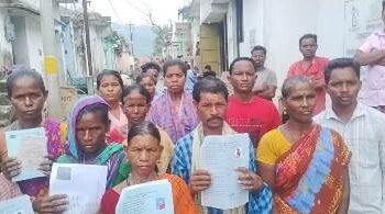 ଗୁଣପୁର ପୈାରପରିଷଦ କେଳେଙ୍କାରୀ : ଦଲାଲ୍ ସାଜିଛନ୍ତି ଆଉଟ୍ ସୋର୍ସିଙ୍ଗ କର୍ମଚାରୀ