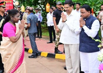 ଏମ୍ସ, ଭୁବନେଶ୍ୱରର ପଞ୍ଚମ ସମାବର୍ତ୍ତନ ସମାରୋହ ଉତ୍ସବରେ : ମାନ୍ୟବର ରାଷ୍ଟ୍ରପତି ଶ୍ରୀମତୀ ଦ୍ରୌପଦୀ ମୁର୍ମୁ