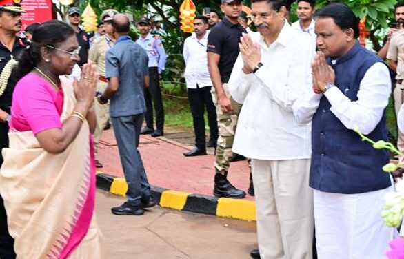 ଏମ୍ସ, ଭୁବନେଶ୍ୱରର ପଞ୍ଚମ ସମାବର୍ତ୍ତନ ସମାରୋହ ଉତ୍ସବରେ : ମାନ୍ୟବର ରାଷ୍ଟ୍ରପତି ଶ୍ରୀମତୀ ଦ୍ରୌପଦୀ ମୁର୍ମୁ