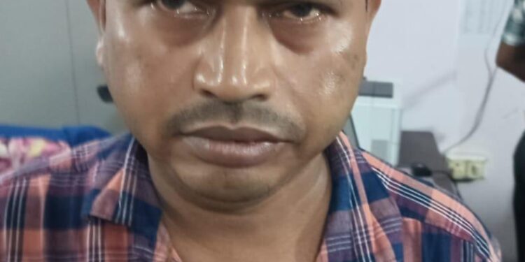 ବାଲିପାଟଣା ଉପନିବନ୍ଧକ କାର୍ଯ୍ୟାଳୟର ଲାଞ୍ଚୁଆ କିରାଣୀକୁ ଧରିଲା ଭିଜିଲାନ୍ସ