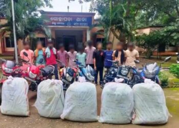 ଗଞ୍ଜେଇ ସହ ୧୦ଜଣ ଗିରଫ : ୬ ବାଇକ ଜବତ