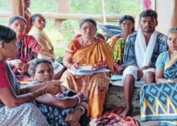 ଅଚାନକ ବଜ୍ରାଘାତ ନେଲା ଏଗାରଟି ଗୃହ ପାଳିତ ପ୍ରାଣୀ ର ଜୀବନ: ଅଳ୍ପକେ ବର୍ତ୍ତିଲେ ଛେଳି ଚରାଳି