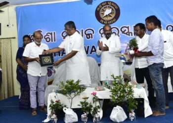 ଓଡ଼ିଶା ସ୍ୱରାଜ ପୁରସ୍କାର ୨୦୨୫ ଜାତି ଜନଗଣନା ଠିକ୍ ହେଲେ ସରକାରୀ ସୁବିଧା ଓ ନ୍ୟାୟ ମିଳିବ : ବି.କେ. ହରିପ୍ରସାଦ ସ୍ୱୟଂ