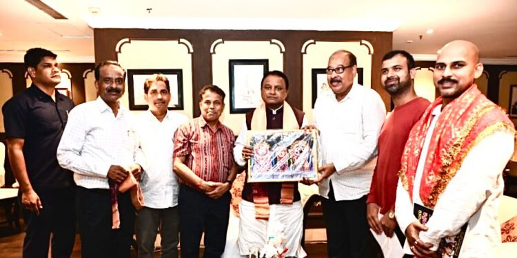 ମୁଖ୍ୟମନ୍ତ୍ରୀଙ୍କୁ ରବି ପ୍ରଧାନଙ୍କର ସୌଜନ୍ୟମୂଳକ ସାକ୍ଷାତ