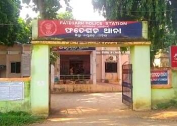 ଢାବାରେ ଖାଇବାକୁ ନେଇ ଗଣ୍ଡଗୋଳ, ୫ ଜଣ ଅଦାଲତ ଚାଲାଣ