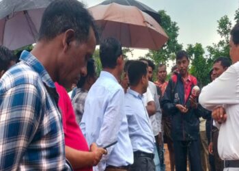 ନଦୀର ଡାଇଭର୍ଶନ ଧୋଇଯିବା ଘଟଣା : ବିଡିଓଙ୍କ ପ୍ରତିଶୃତି ପରେ ବାତିଲ ହେଲା ଆନ୍ଦୋଳନ