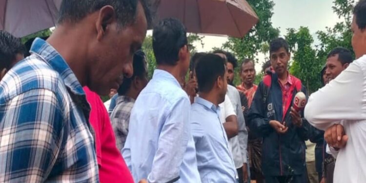 ନଦୀର ଡାଇଭର୍ଶନ ଧୋଇଯିବା ଘଟଣା : ବିଡିଓଙ୍କ ପ୍ରତିଶୃତି ପରେ ବାତିଲ ହେଲା ଆନ୍ଦୋଳନ