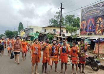 ଶ୍ରାବଣ ଦ୍ୱିତୀୟ ସୋମବାର: ଜଳାଭିଷେକ ପାଇଁ ବିଭିନ୍ନ ଶୈବ ପୀଠ ରେ କାଉଡ଼ିଆଙ୍କ ଭିଡ଼