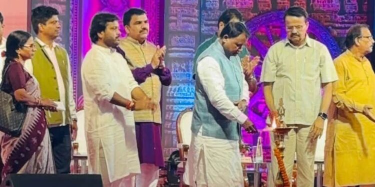 କମଳାକାନ୍ତ ସରକାରୀ ଉଚ୍ଚ ବିଦ୍ୟାଳୟର ହୀରକ ଜୟନ୍ତୀ ପାଳିତ