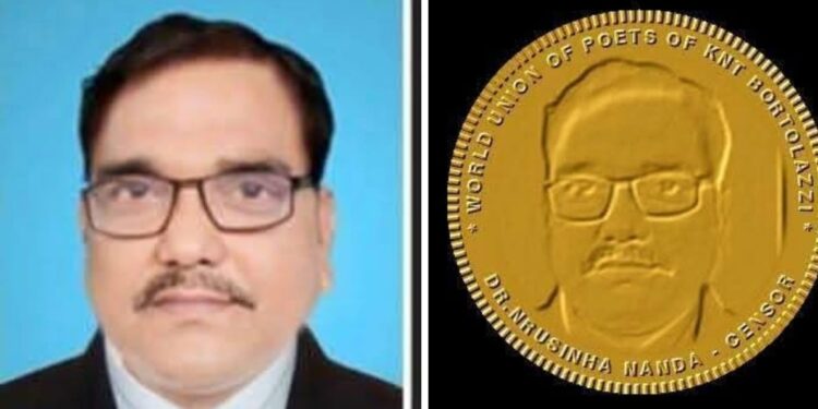 NRUSINHA NANDA MAHAPATRA OF PHULBANI DISTRICT KANDHAMAL ODISHA IS AWARDED MEDAL AND GOLD COIN BY THE WORLD’S POETS UNION FOUNDED BY KNIGHT SIR SILVANO BORTOLAZZI, ITALY ON 25.08.2025.