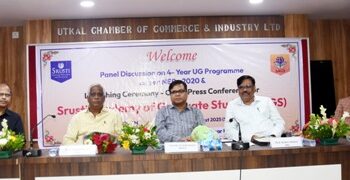 ସୃଷ୍ଟି ଏକାଡେମୀ ଅଫ୍ ଗ୍ରାଜୁଏଟ ଷ୍ଟଡିଜ୍ ଦ୍ବାରା ନୂତନ ପାଠ୍ୟକ୍ରମର ଶୁଭାରମ୍ଭ ଏବଂ ଜାତୀୟ ଶିକ୍ଷା ନୀତି :  ୨୦୨୦ ର ସ୍ନାତକ ପାଠ୍ୟକ୍ରମ ଉପରେ ଆଲୋଚନା ଚକ୍ର