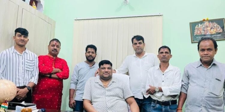 ପାହାଳ ସ୍ଥିତ ମା, ଝାଡ଼ଖଣ୍ଡୀ ଇଷ୍ଟକନ୍ କାର୍ଯ୍ୟାଳୟରେ ଗଣେଶ ପୂଜା