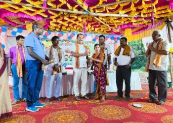ଛାତ୍ର ଛାତ୍ରୀ ମାନଙ୍କୁ ଉଚିତ ମାର୍ଗ ଦର୍ଶନରେ ଶିକ୍ଷକ ଓ ଅଭିଭାବକଙ୍କ ଭୂମିକା ଗୁରୁତ୍ୱପୂର୍ଣ୍ଣ : ବିଧାୟକ
