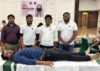 କଟକ SCB ମେଡିକାଲ କଲେଜ P G ଷ୍ଟୁଡେଣ୍ଟ୍ UNION ଦ୍ଵାରା : ରକ୍ତ ଦାନ ଶିବିର ରେ 90 ୟୁନିଟ ରକ୍ତ ସଂଗ୍ରହ