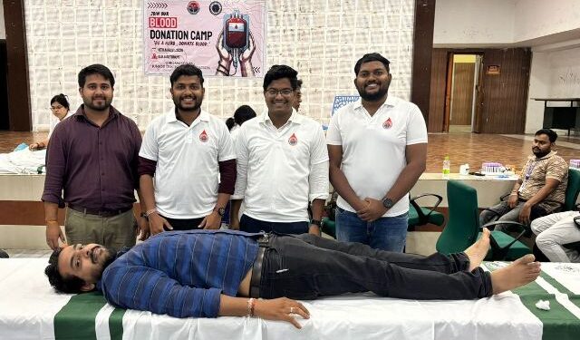 କଟକ SCB ମେଡିକାଲ କଲେଜ P G ଷ୍ଟୁଡେଣ୍ଟ୍ UNION ଦ୍ଵାରା : ରକ୍ତ ଦାନ ଶିବିର ରେ 90 ୟୁନିଟ ରକ୍ତ ସଂଗ୍ରହ