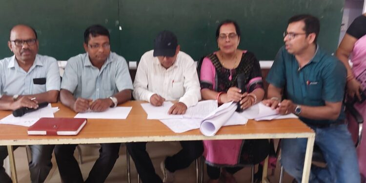 ନୂଆଗାଁ ବ୍ଲକ୍ ରୁ ୧୫ ଜଣ ଛାତ୍ର ଛାତ୍ରୀ ଜିଲ୍ଲାସ୍ତରକୁ ମନୋନୀତ