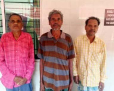 ଅଡବା ଥାନା ଅର୍ନ୍ତଗତ ଆଲିଗଣ୍ଡା ଗ୍ରାମରେ ଘଟି ଥିବା ଏକ ଗଣ୍ଡଗୋଳ ମାମଲାରେ ୨୦୦୬ ମସିହାରୁ ଫେରାର ଥିବା ତିନି ଭାଇ ଗିରଫ