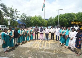 ସ୍ୱାଧୀନତା ଦିବସରେ ତ୍ରିରଙ୍ଗା ଧ୍ଵନି ହିଞ୍ଜିଳିକାଟୁ