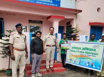 ସ୍ୱଚ୍ଛ ଭାରତ ଅଭିଯାନରେ ଖୋର୍ଦ୍ଧା ରେଳ ମଣ୍ଡଳ ଦ୍ୱାରା ବ୍ୟାପକ ସଫେଇ